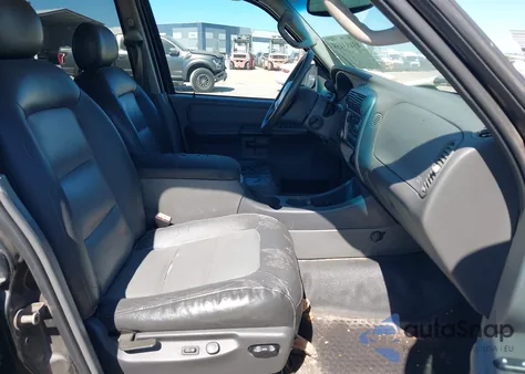 2005 Ford Explorer Sport Trac Adrenalin/Xls/Xlt from USA, damaged, VIN 1FMZU67K85UA71822